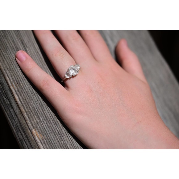 Unique Engagement Ring, Diamond Ring, raw stone ring, Anniversary Ring, … - Picture 2 of 3